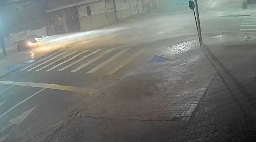 Imagem referente a Vendaval e chuva forte chegam a Cascavel após causar estragos no Sudoeste