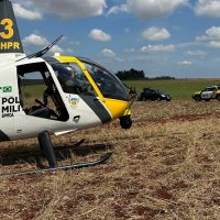 Imagem referente a Helicóptero Falcão 13 auxilia na captura de suspeitos e apreensão de quase meia tonelada de droga