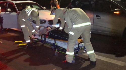 Imagem referente a Adolescente fica ferida em engavetamento entre três carros na Rua Bom Jesus