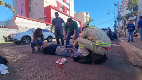 Imagem referente a Motociclista fica gravemente ferido em acidente no Centro