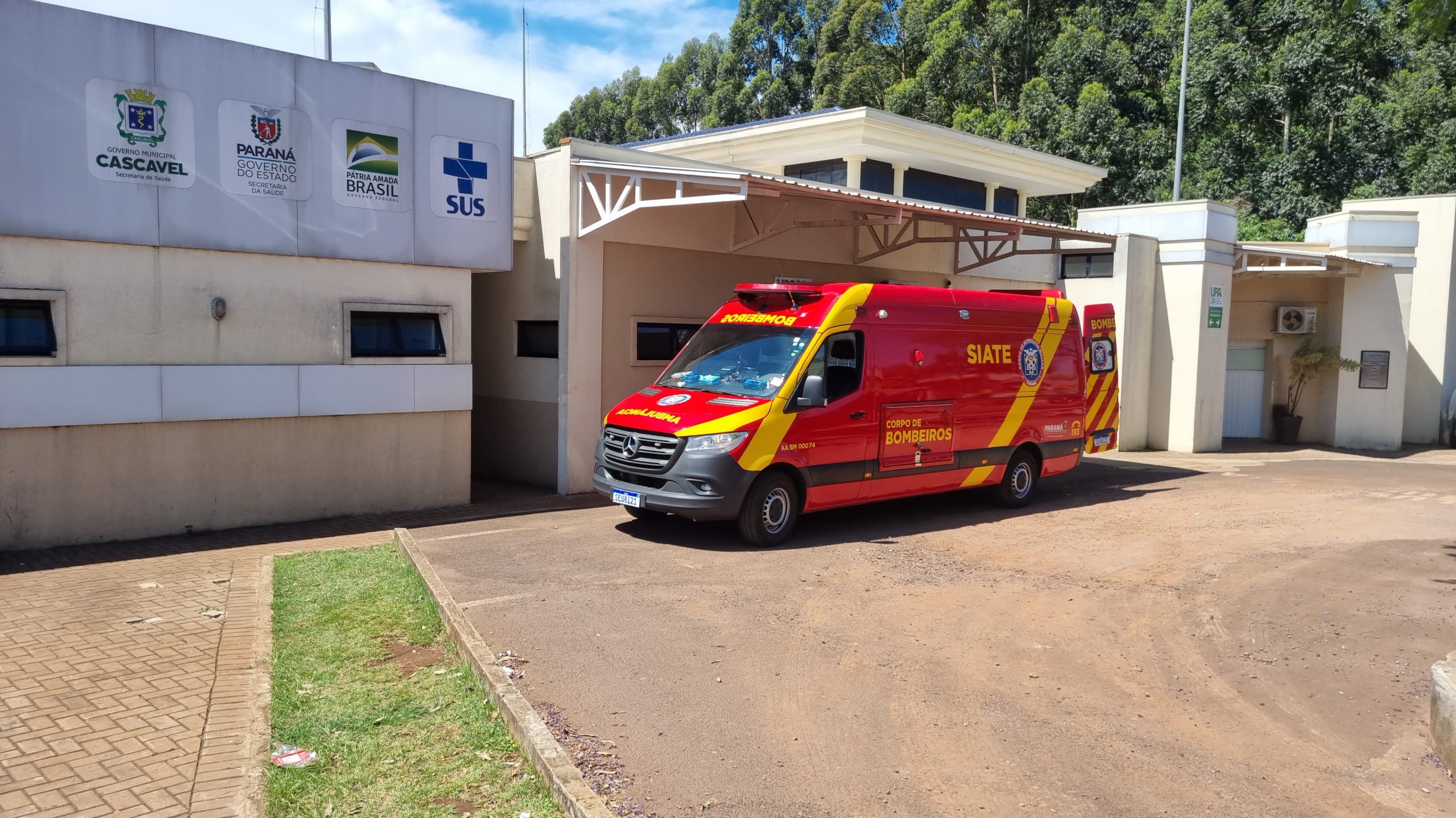 Bombeiros atendem vítima com problema clínico às margens da BR-467