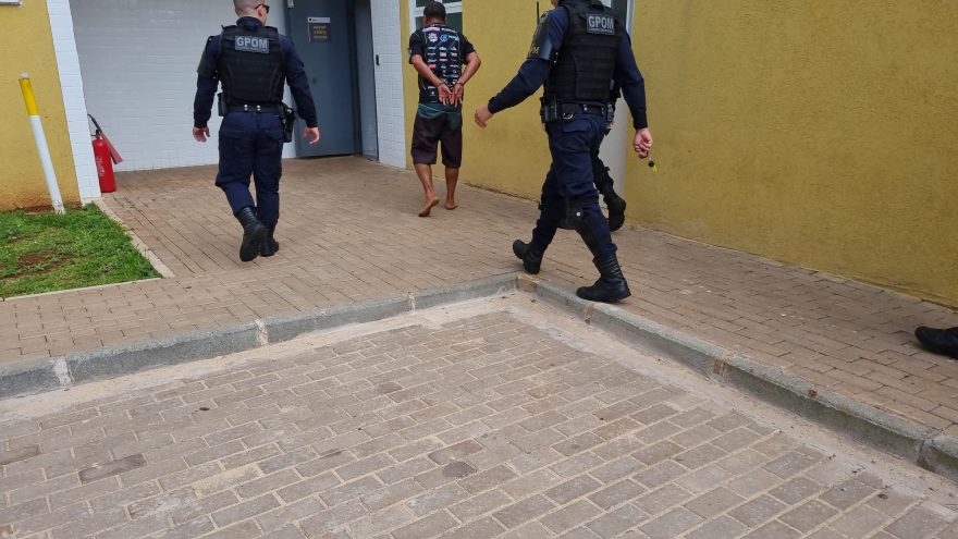 Com mandado de prisão em aberto, homem é detido pela GM