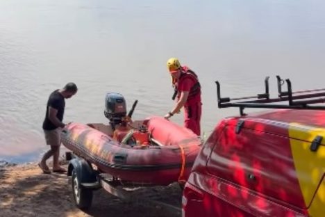 Imagem referente a Jovem herói desaparece no Rio Piquiri após salvar mulher e criança de afogamento