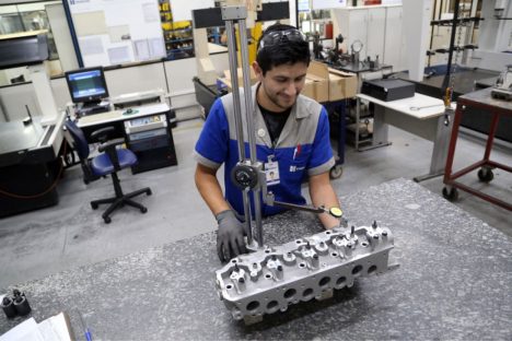 Imagem referente a Paraná lidera ranking nacional de empregos para jovens via Agências do Trabalhador