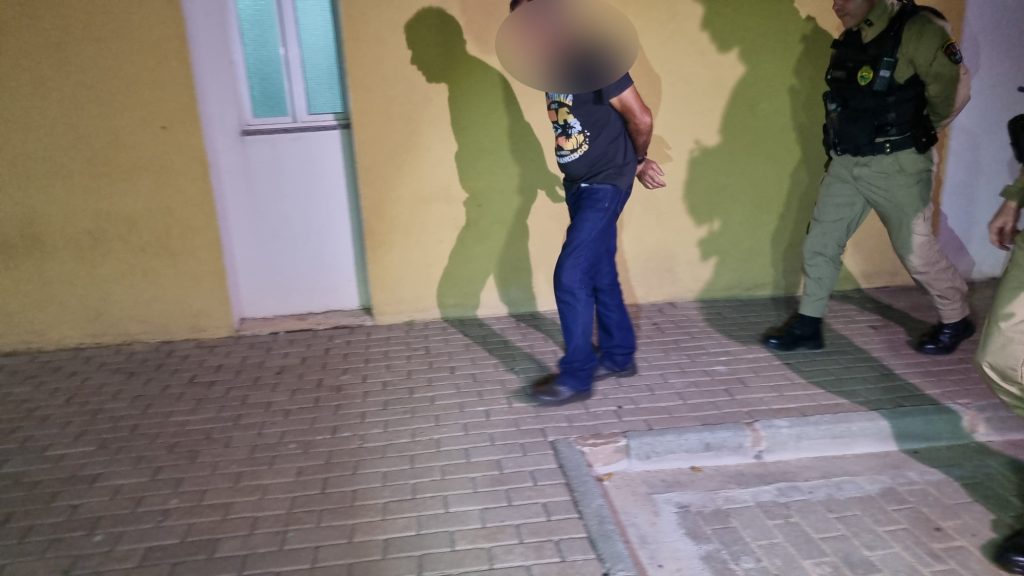 Homem é preso em Cascavel após descumprir medida protetiva contra ex-mulher