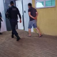 Imagem referente a Homem é detido por violência doméstica na Colônia Barreiro