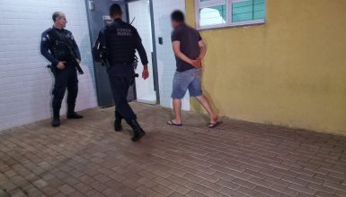 Imagem referente a Homem é detido por violência doméstica na Colônia Barreiro