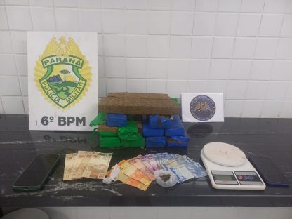 Imagem referente a Trio é detido com mais de 10 kg de maconha no carro no Periolo