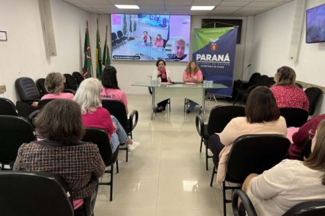 Imagem referente a Saúde encerra campanha Paraná Rosa com balanço de ações e palestra sobre mindfulness