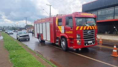 Imagem referente a Após sair da mecânica, Fiesta pega fogo na Avenida das Pombas