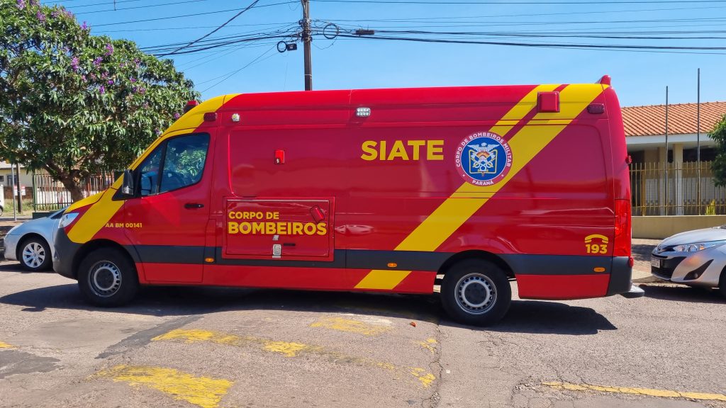 Criança bate a cabeça e precisa ser socorrida na Escola Diva Vidal