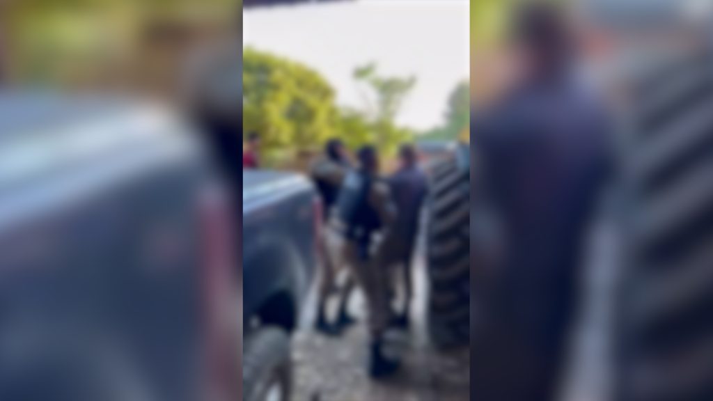 Tentativa de prisão desencadeia confusão com policiais militares