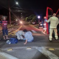 Imagem referente a Acidente no Guarujá deixa jovem de 23 anos ferido e motorista foge do local