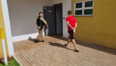 Imagem referente a Homem é encontrado com menina de 12 anos em quarto de hotel e é detido por suspeita de estupro