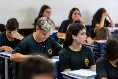 Imagem referente a Prazo de rematrículas da rede está aberto; sistema também é usado por escolas municipais