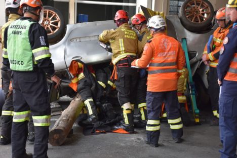 Imagem referente a Bombeiros militares do Paraná disputam mundial de salvamento veicular em Portugal