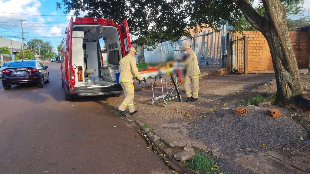 Siate atende criança ferida na Rua Pavão