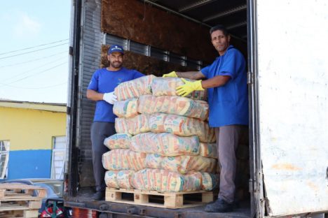 Imagem referente a Ceasa Paraná recebe doação da Conab para fortalecer o Banco de Alimentos Comida Boa