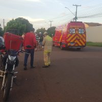 Imagem referente a Motos colidem no Bairro Floresta e homem fica ferido