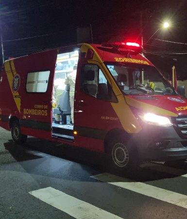 Imagem referente a Mulher fica ferida após sofrer queda de motocicleta no Maria Luiza