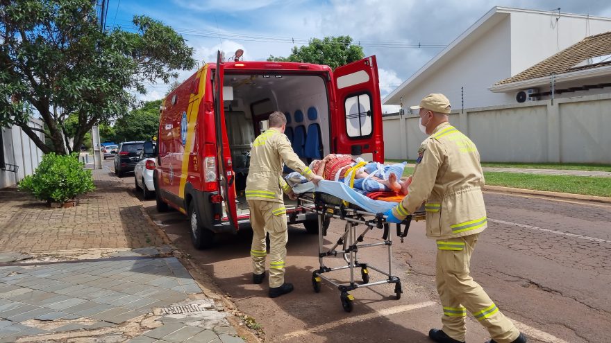 Idosa fica ferida ao cair da cama no bairro Parque Verde