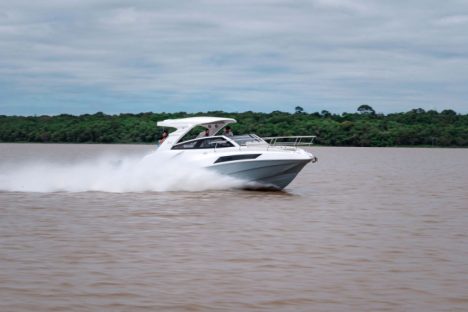 Imagem referente a Grupo vai descer o Rio Paraná rumo a evento de turismo náutico em Foz do Iguaçu