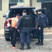 Imagem referente a Homem é preso após chutar barriga de mulher grávida em Ponta Grossa