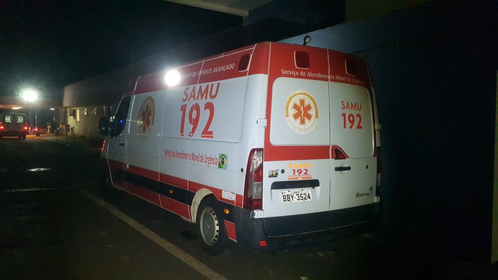 Paciente com suspeita de meningite aguarda em ambulância na porta do HUOP por quase 8 horas