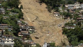 Ossada humana achada em Petrópolis pode ser de vítima de chuva de 2022