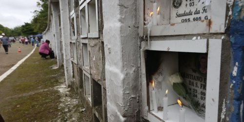 Imagem referente a Câmara de SP convoca concessionárias do serviço funerário