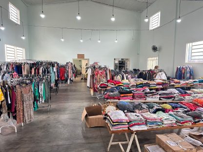 Imagem referente a Chegou o grande dia: Bazar da Casa de Francisco de Assis oferece produtos de qualidade com preço baixo; veja!