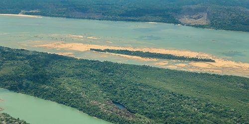 Imagem referente a Operação busca retirar invasores de Terra Indígena Munduruku, no Pará