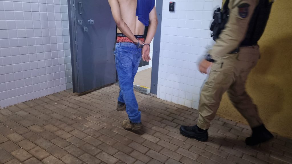 Violência doméstica: jovem é detido após briga familiar no Parque São Paulo