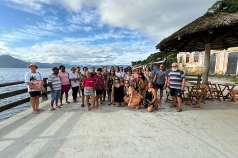 Imagem referente a Mais de 400 pessoas já visitaram gratuitamente pontos turísticos do Estado pelo Paraná + Viagem