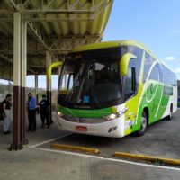 Imagem referente a Governador sanciona lei da gratuidade de passagens para idosos nos ônibus intermunicipais