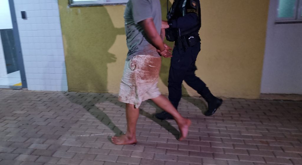 Homem é detido pela GM após violar medida protetiva e fazer ameaças à ex, no Periolo