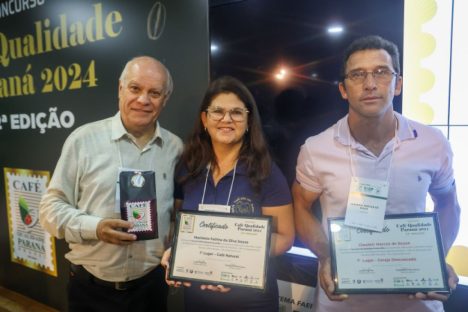 Imagem referente a Produtores de Tomazina dominam premiação do Café Qualidade Paraná 2024