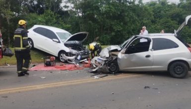 Imagem referente a Casal foge de motel sem pagar e causa acidente grave na rodovia