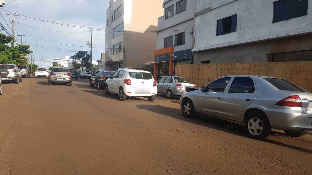 Engavetamento é registrado na Rua Vitória em Cascavel