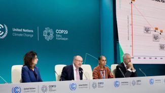 Brasil é segundo país a entregar meta de emissões na COP29