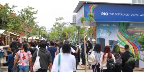 Imagem referente a RJ: carro de comitiva ministerial no G20 Social é roubado e recuperado