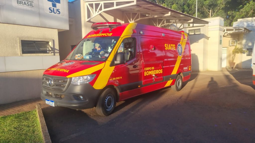 Homem cai de telhado e fica ferido em Cascavel