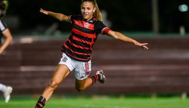 Imagem referente a Flamengo goleia Botafogo e conquista Brasileirão Feminino Sub-20