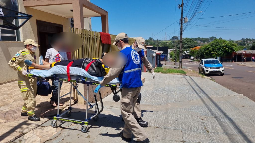 Mulher escorrega enquanto limpava igreja e fica ferida no Bairro Brasília