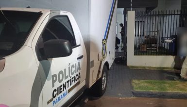 Imagem referente a Homem morto a tiros é encontrado caído na garagem de residência em Medianeira