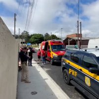 Imagem referente a Motociclista embriagado foge de acidente e é preso após disparo da PRF em Fazenda Rio Grande