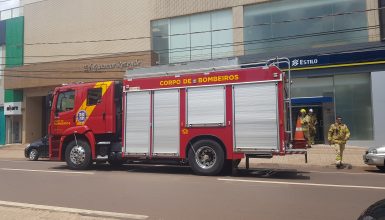 Imagem referente a Curto-circuito em ar-condicionado de Banco mobiliza Corpo de Bombeiros