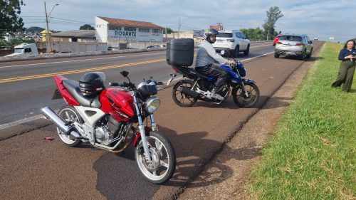 Imagem referente a Colisão traseira na BR-277: motociclista escapa ileso de acidente com SUV