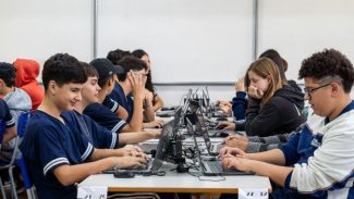 Olimpíada de Inteligência Artificial: alunos da rede têm até dia 25 para se inscrever