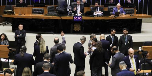 Imagem referente a Câmara aprova texto final de projeto que muda as regras para emendas